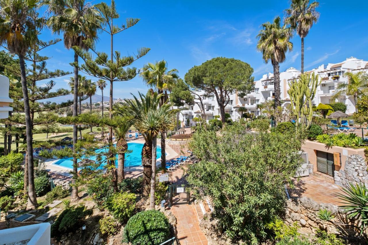 Matchroom Country Club Resort Fuengirola Buitenkant foto