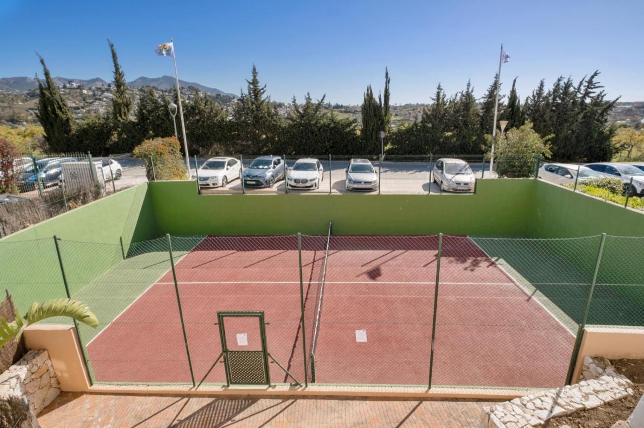 Matchroom Country Club Resort Fuengirola Buitenkant foto