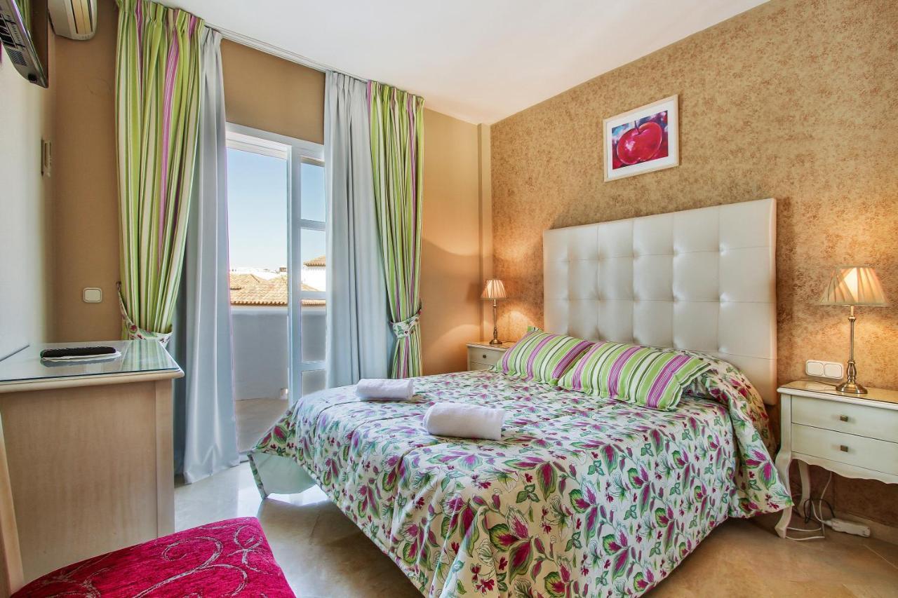Matchroom Country Club Resort Fuengirola Buitenkant foto